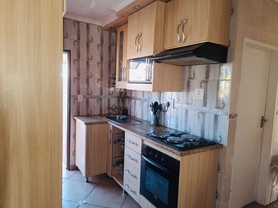 3 Bedroom Property for Sale in Mabopane Unit X North West